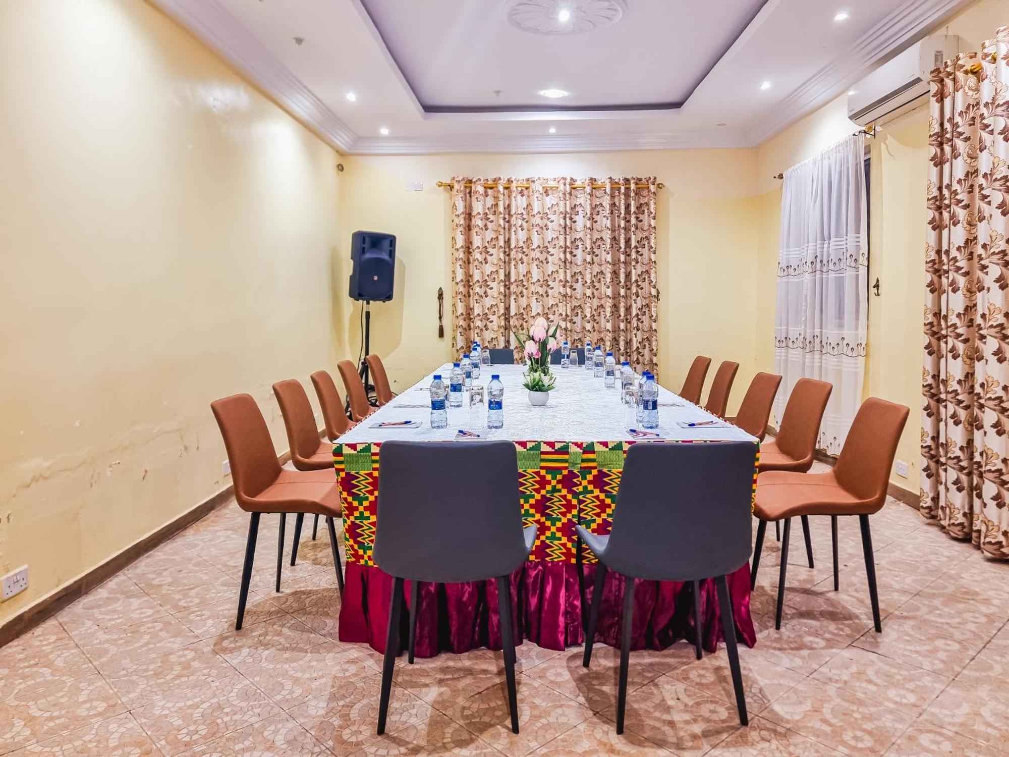 Rhogem Hotel Sekondi-Takoradi 外观 照片