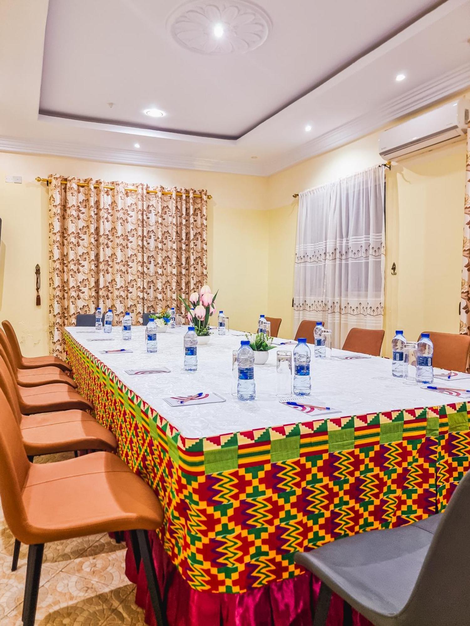 Rhogem Hotel Sekondi-Takoradi 外观 照片