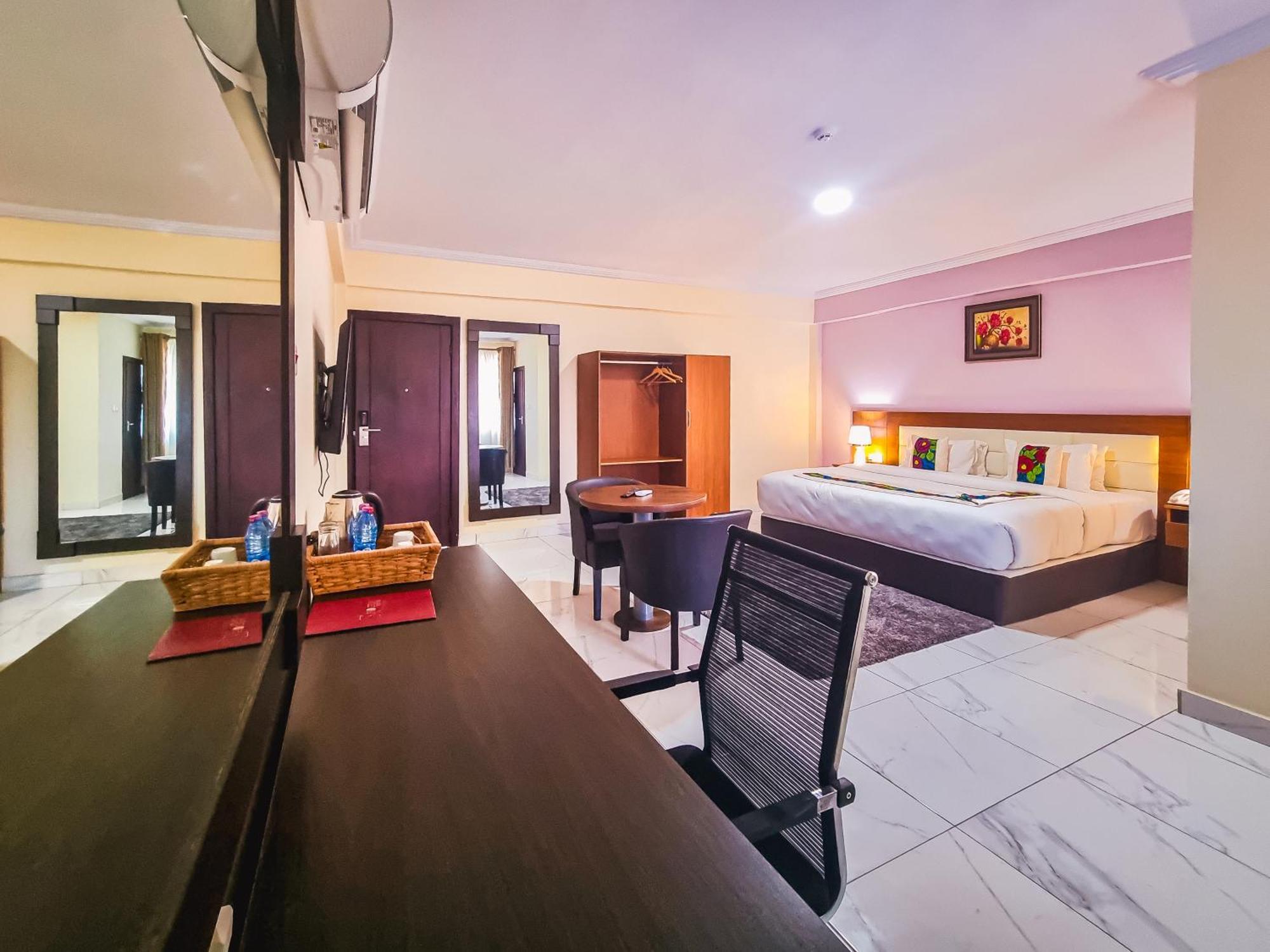 Rhogem Hotel Sekondi-Takoradi 外观 照片