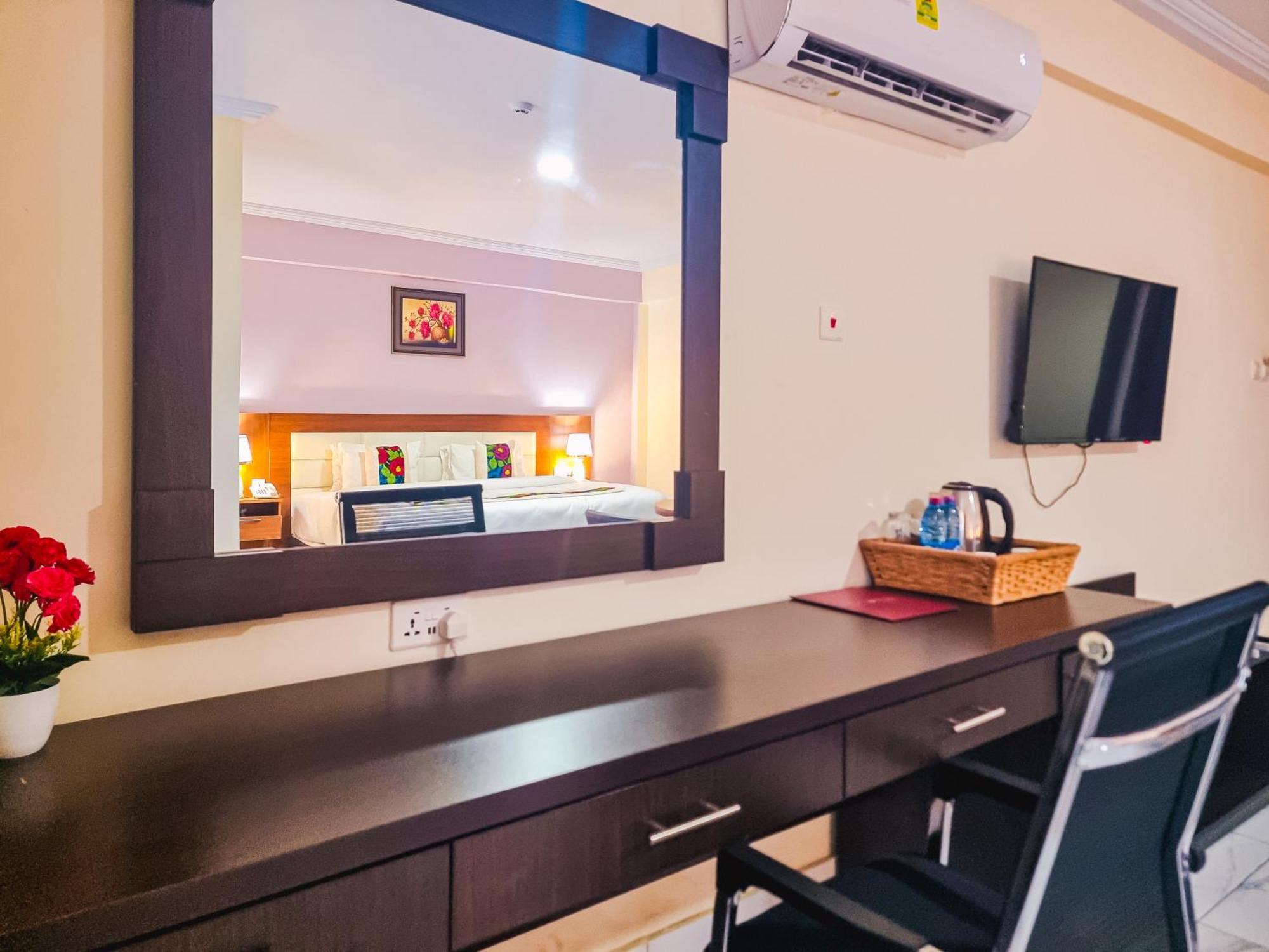 Rhogem Hotel Sekondi-Takoradi 外观 照片