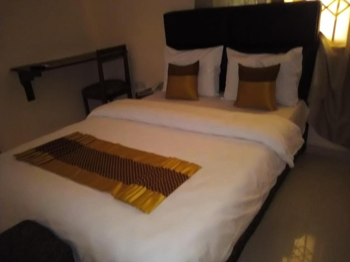 Rhogem Hotel Sekondi-Takoradi 外观 照片